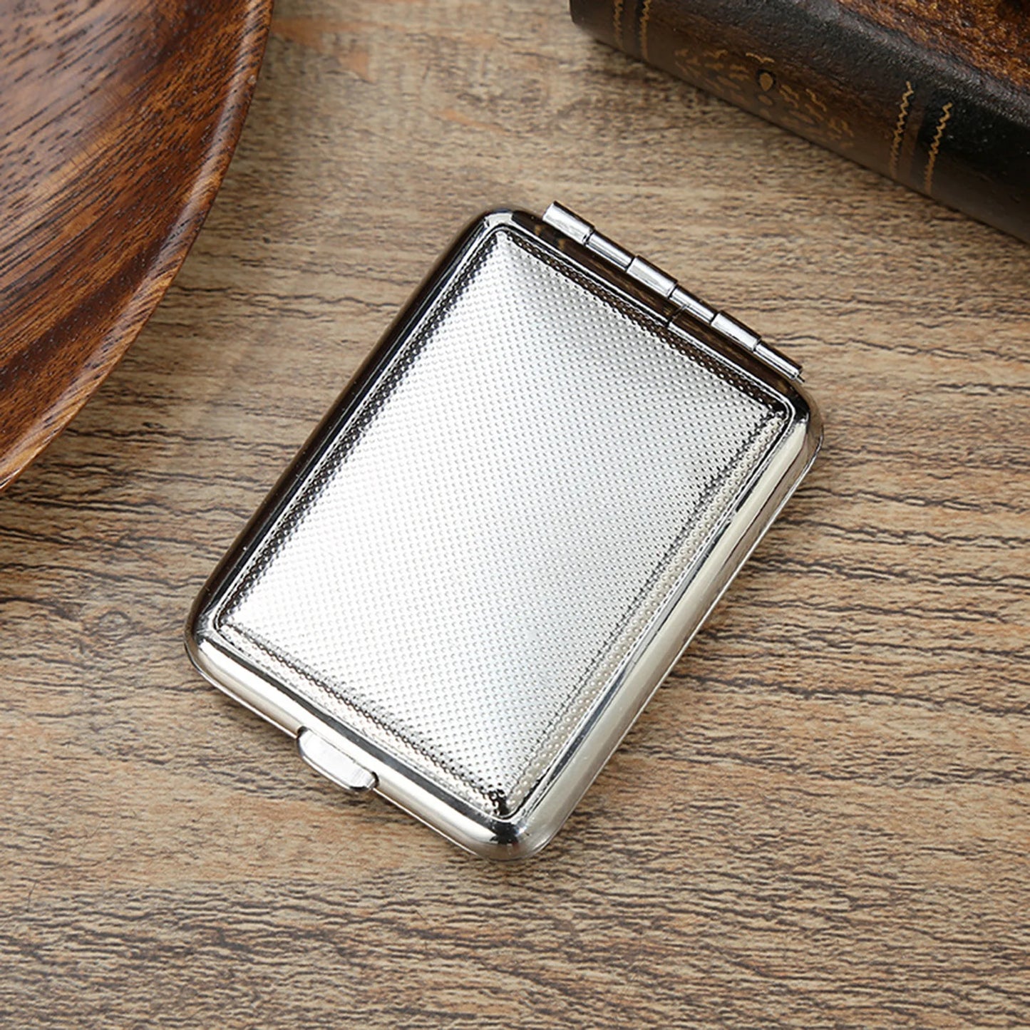 Vintage Metal Matchbox Waterproof Seal Portable Reusable for Camping Hiking Emergency Tools