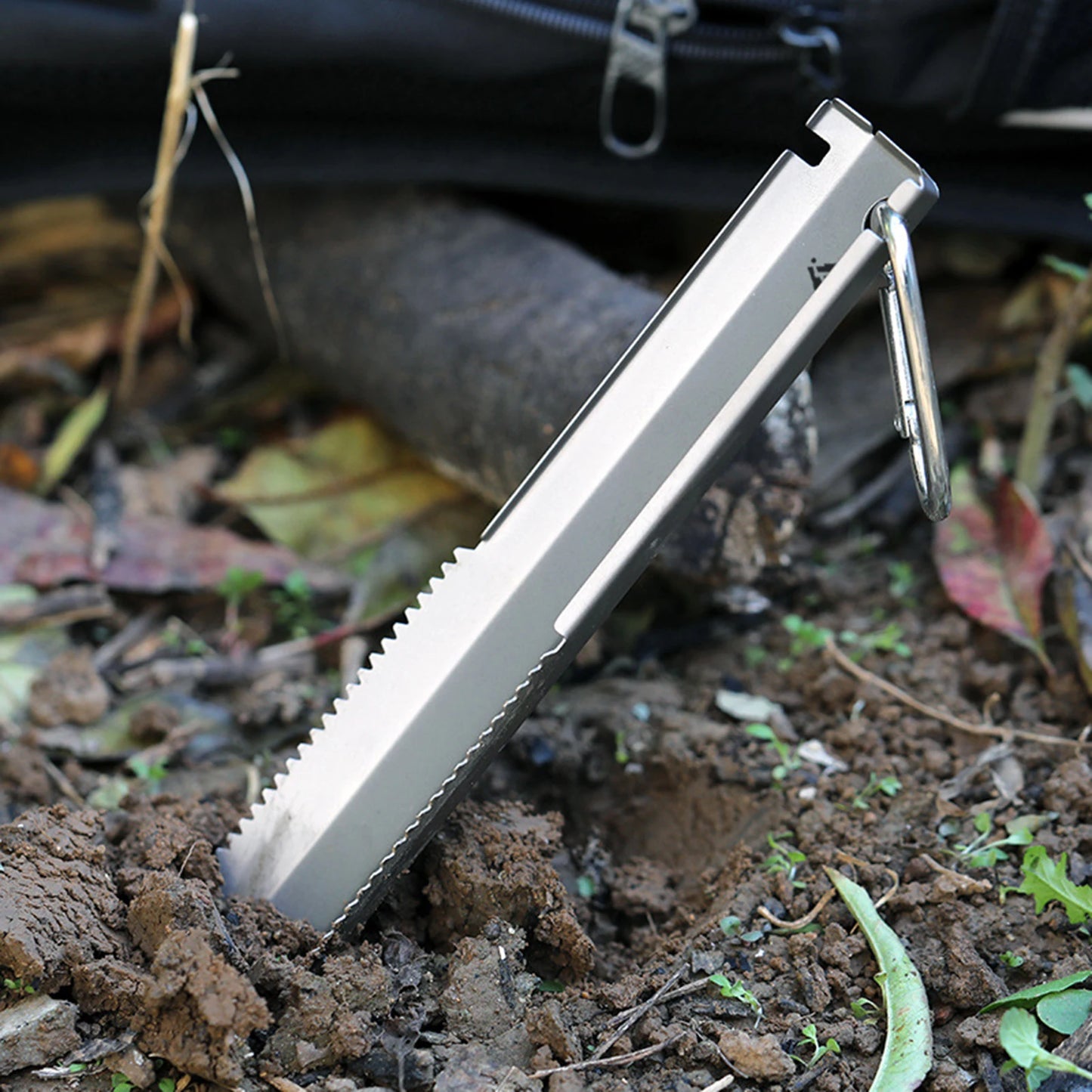Taruor Titanium Garden Hand Serrated Shovel Smooth handle Portable Durable Outdoor Camping Hiking Backpacking Trowel with Clip
