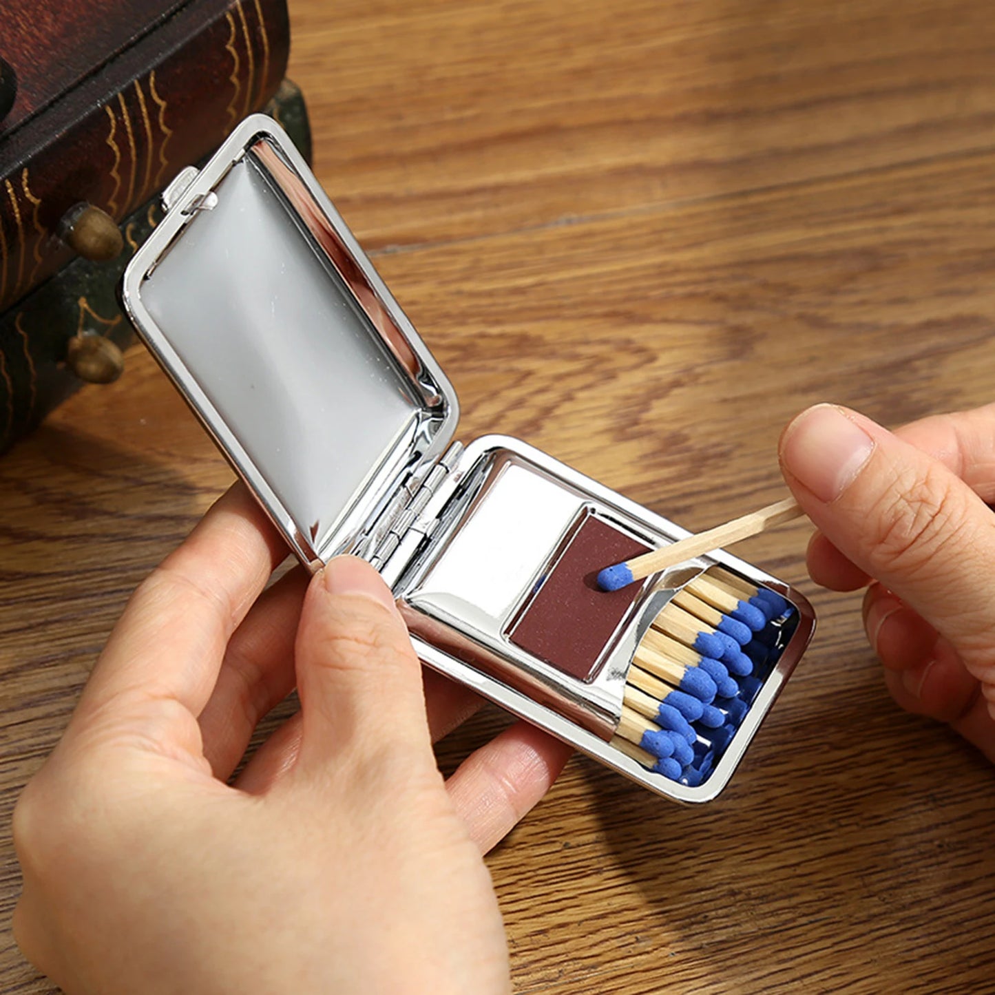 Vintage Metal Matchbox Waterproof Seal Portable Reusable for Camping Hiking Emergency Tools